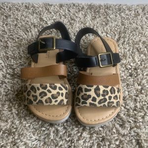 Cheetah print shoes so beautiful!